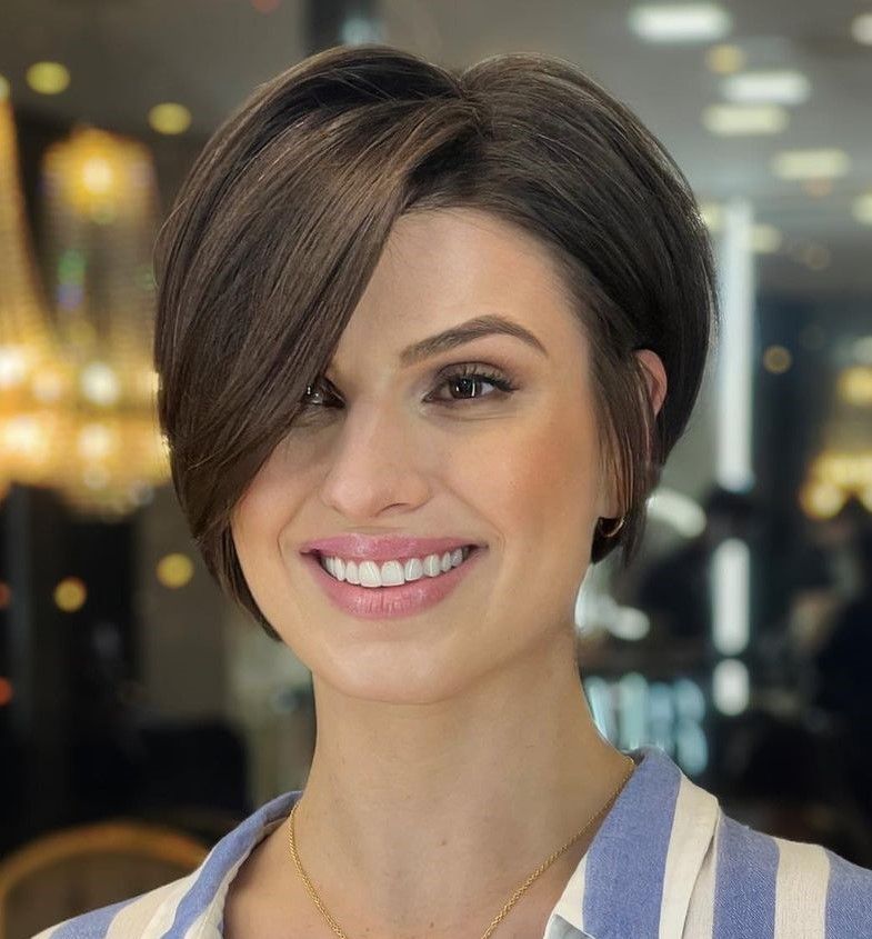 Textured Chin Bob With Side-Swept Bangs Textured Chin Bob With Side-Swept Bangs — Hairstyles 2027 for Square Faces