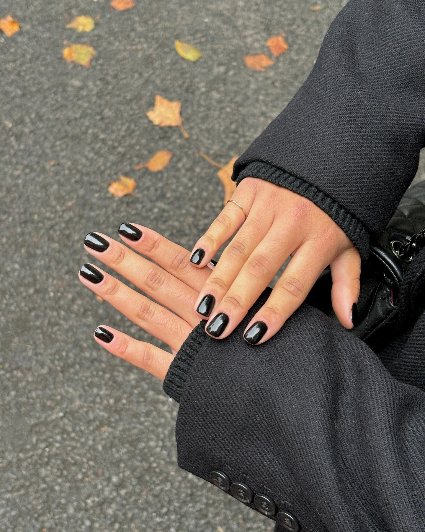 High-Gloss Solid Black Square Nails High-Gloss Solid Black Square Nails — Winter Black Nails 2027