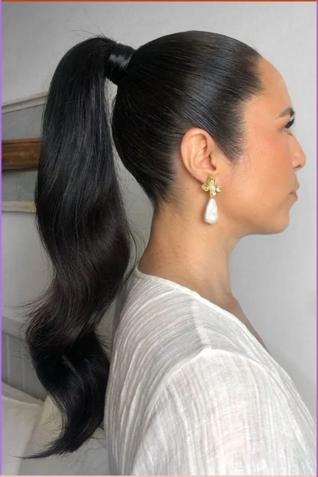 High Sleek Ponytail — Holiday Party Hairstyles 2026