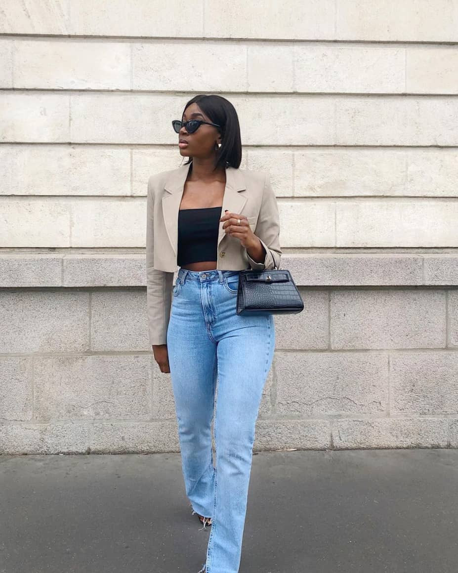 Beige Blazer and Bootcut Jeans for a Polished Brunch Look Beige Blazer and Bootcut Jeans for a Polished Brunch Look — Brunch Bootcut Jeans Outfits 2027