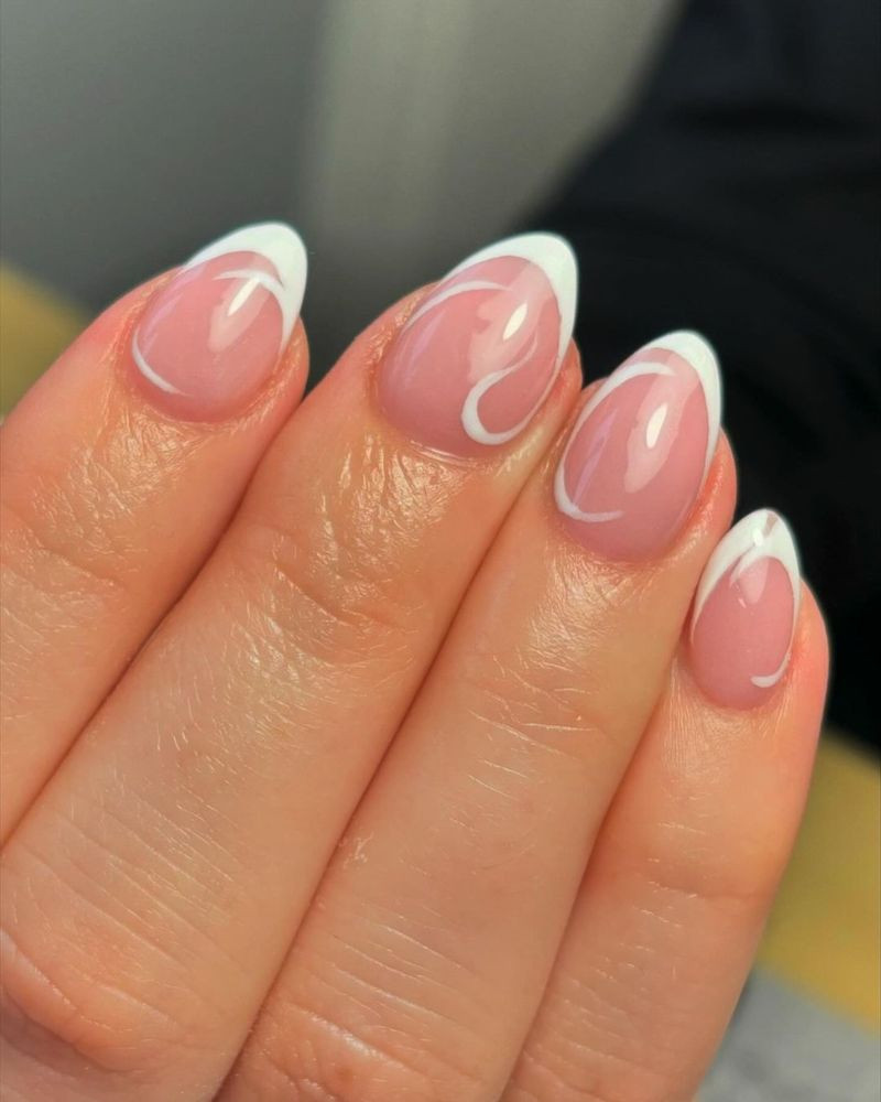 Classic Visual Idea Classic Visual Idea — French Tip Nails 2027 for Short Nail Beds