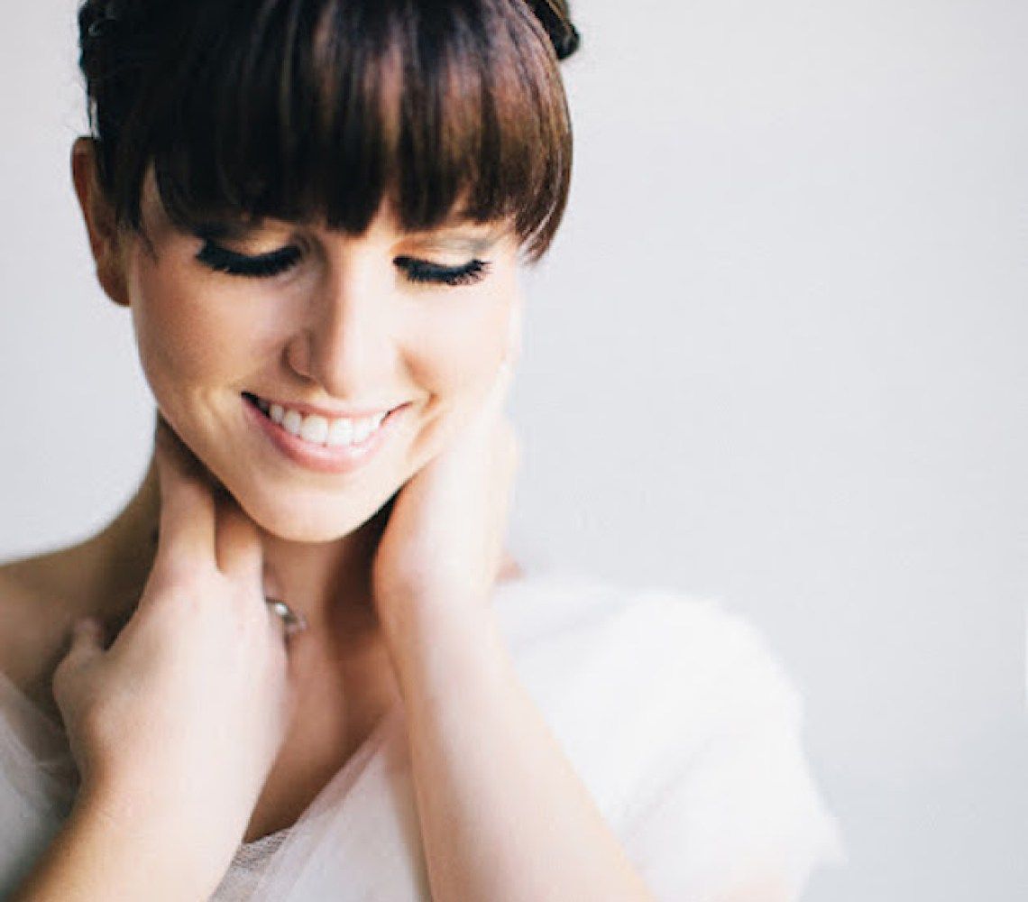Shoulder Length Straight With Blunt Bangs Shoulder Length Straight With Blunt Bangs — Wedding Bangs 2027