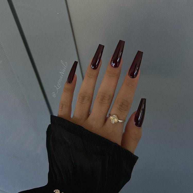 Deep Burgundy High-Gloss Coffin Nails — Long Coffin Nails 2027