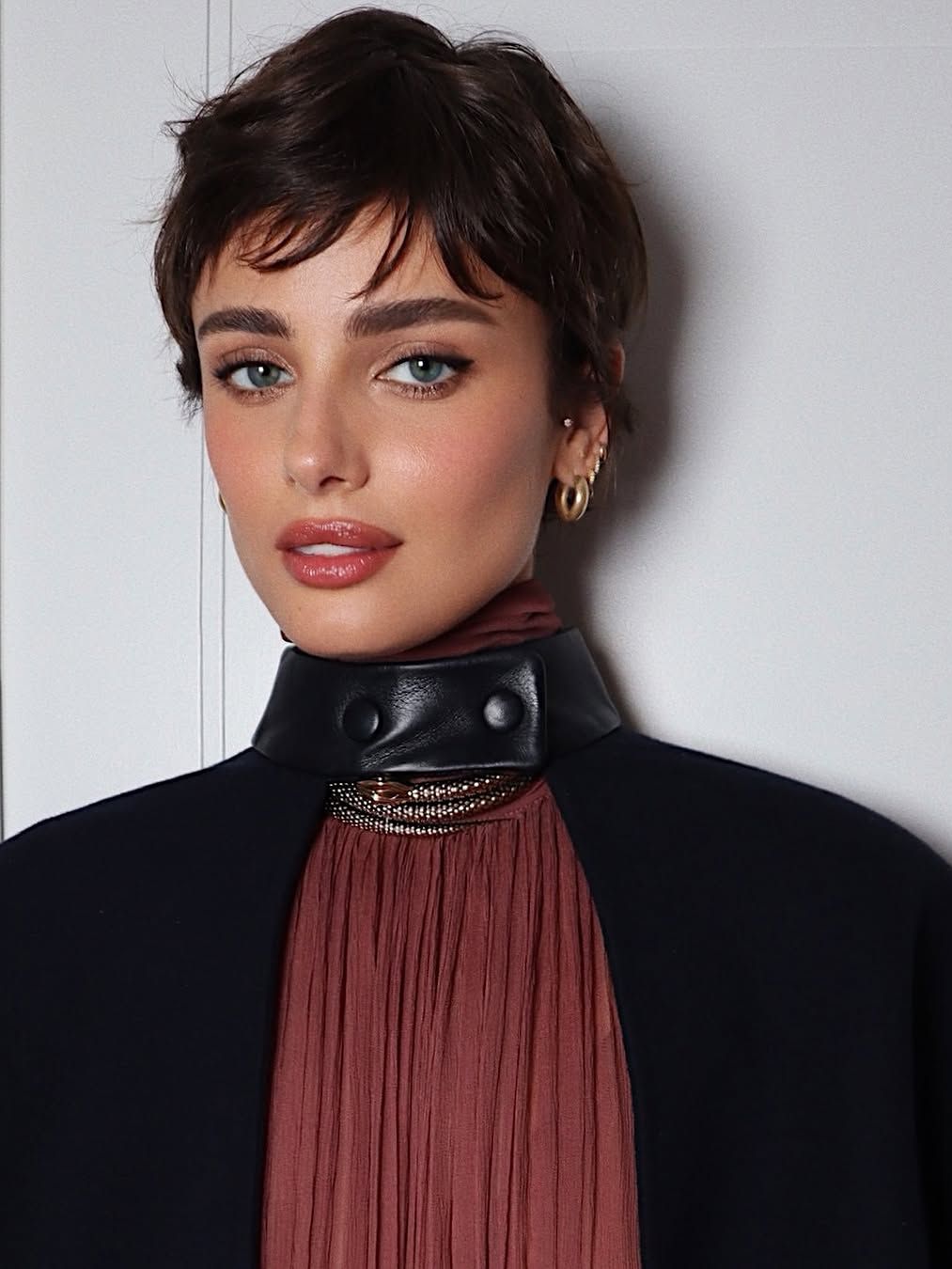 Fine Pixie With Textured Crown Fine Pixie With Textured Crown — Trendy Haircuts 2027