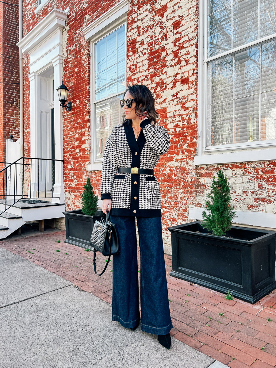 Houndstooth Knit Jacket-Cardigan with Wide-Leg Jeans Houndstooth Knit Jacket-Cardigan with Wide-Leg Jeans — Fall Cardigan Outfits 2026