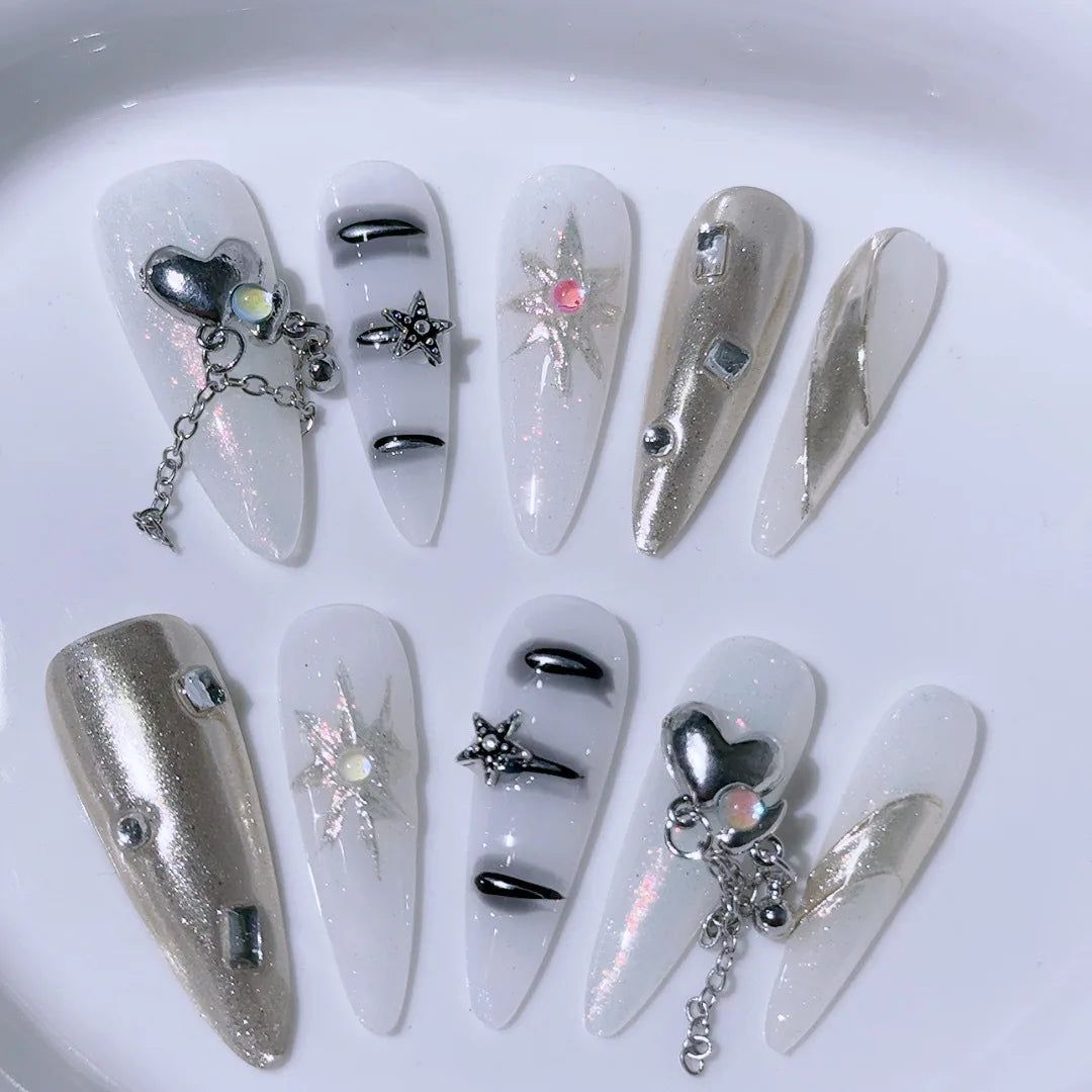 Glossy Visual Idea Glossy Visual Idea — Snake Print Nails 2027