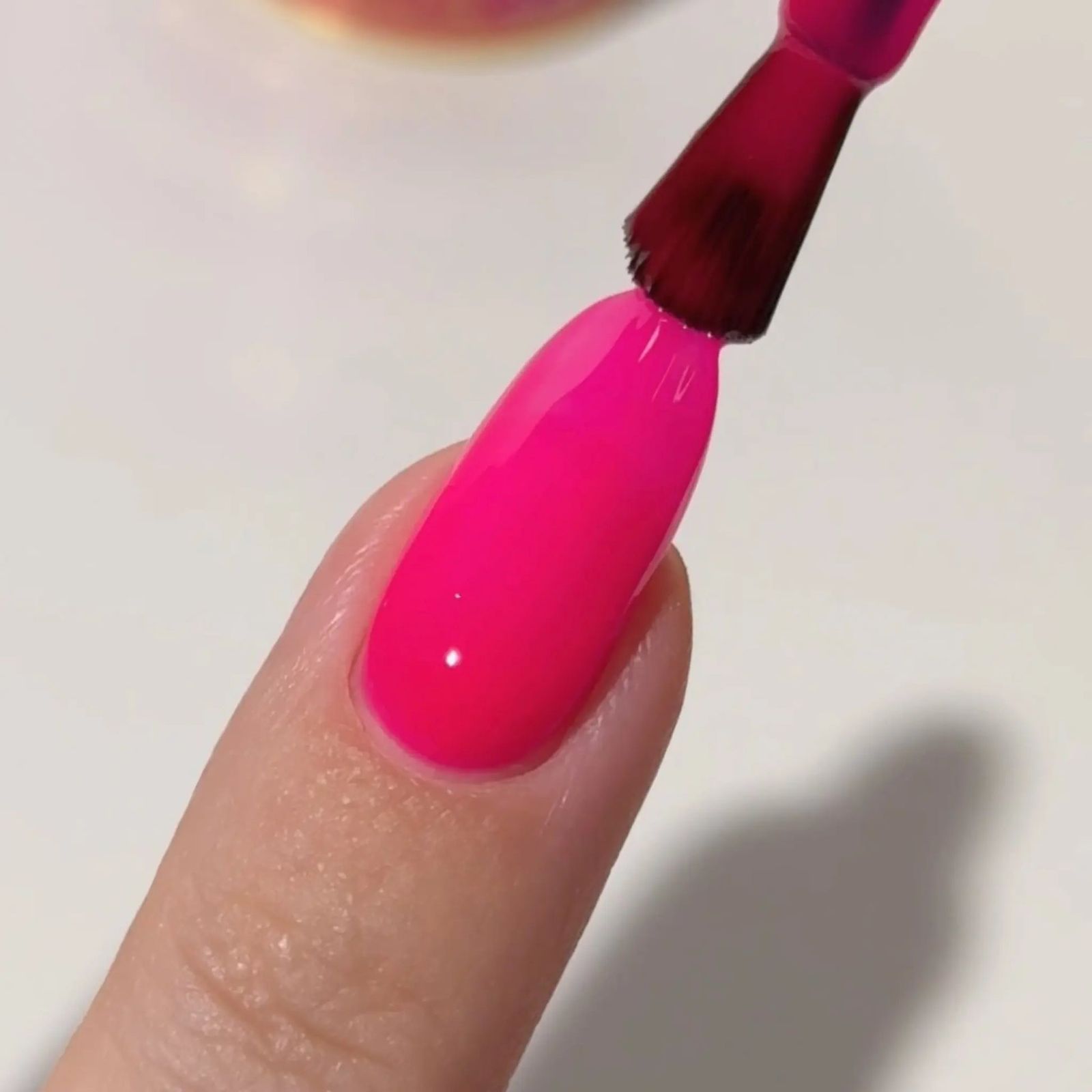 Medium Oval Visual Idea Medium Oval Visual Idea — Magenta Nails 2027