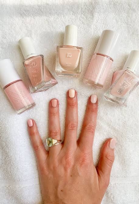 Spring Everyday Visual Idea — Nails 2027 for Pale Skin