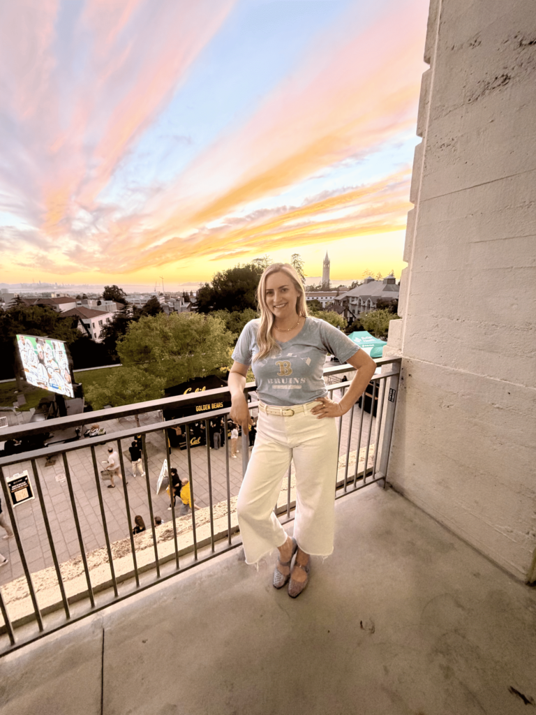 Relaxed Campus Style: Graphic Tee and Wide-Leg Pants — College Game Day Outfits 2026