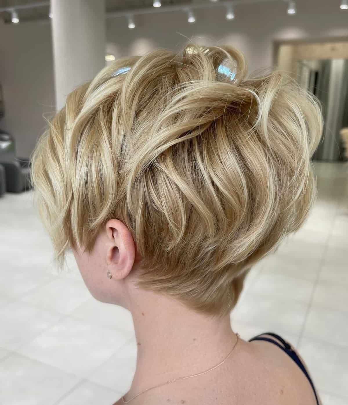 Tousled Ash Blonde Pixie Back View Tousled Ash Blonde Pixie Back View — Babylights Pixie 2027