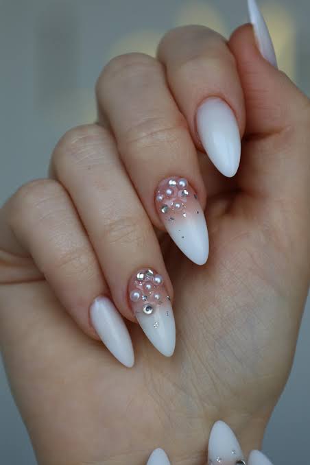 Shimmer Glossy Pale Pink Iridescent Shimmer Oval Nails — White Wedding Nails 2027
