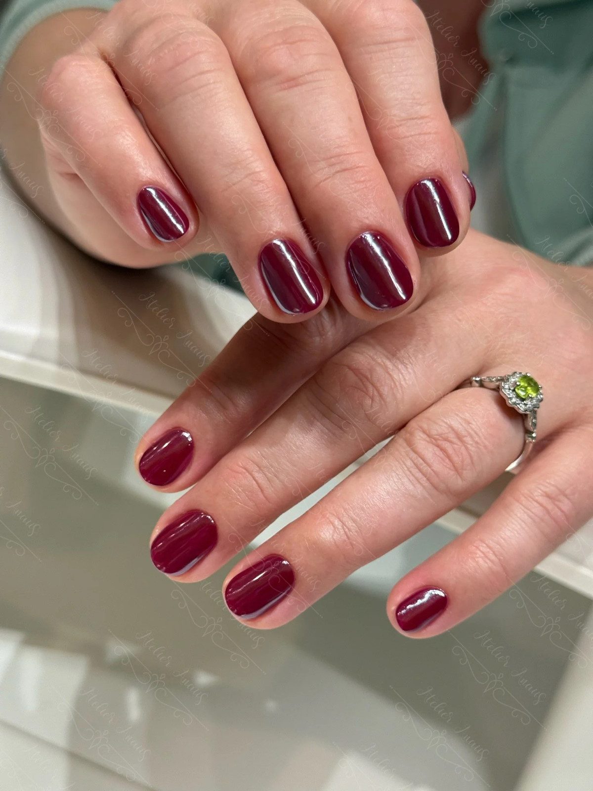 Warm Berry Red Short Round Nails Warm Berry Red Short Round Nails — Dark Red Nails 2027