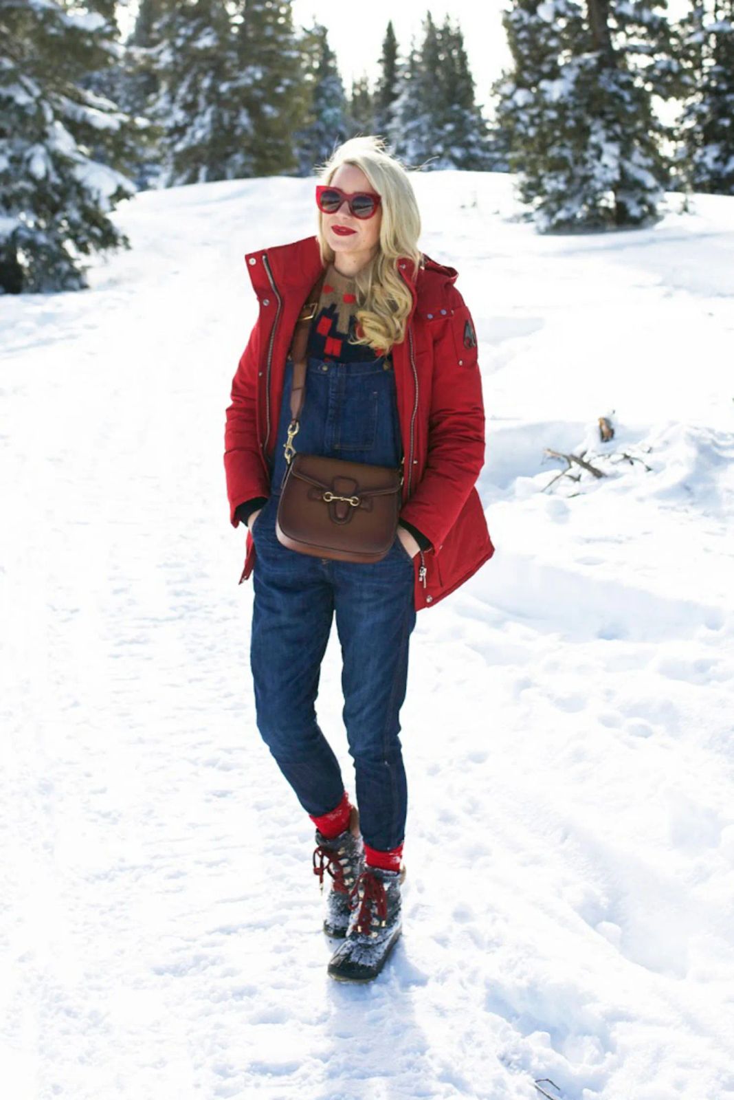 Practical and Stylish Red Puffer Jacket with Denim Overalls Practical and Stylish Red Puffer Jacket with Denim Overalls — Winter Accessories Outfits 2027
