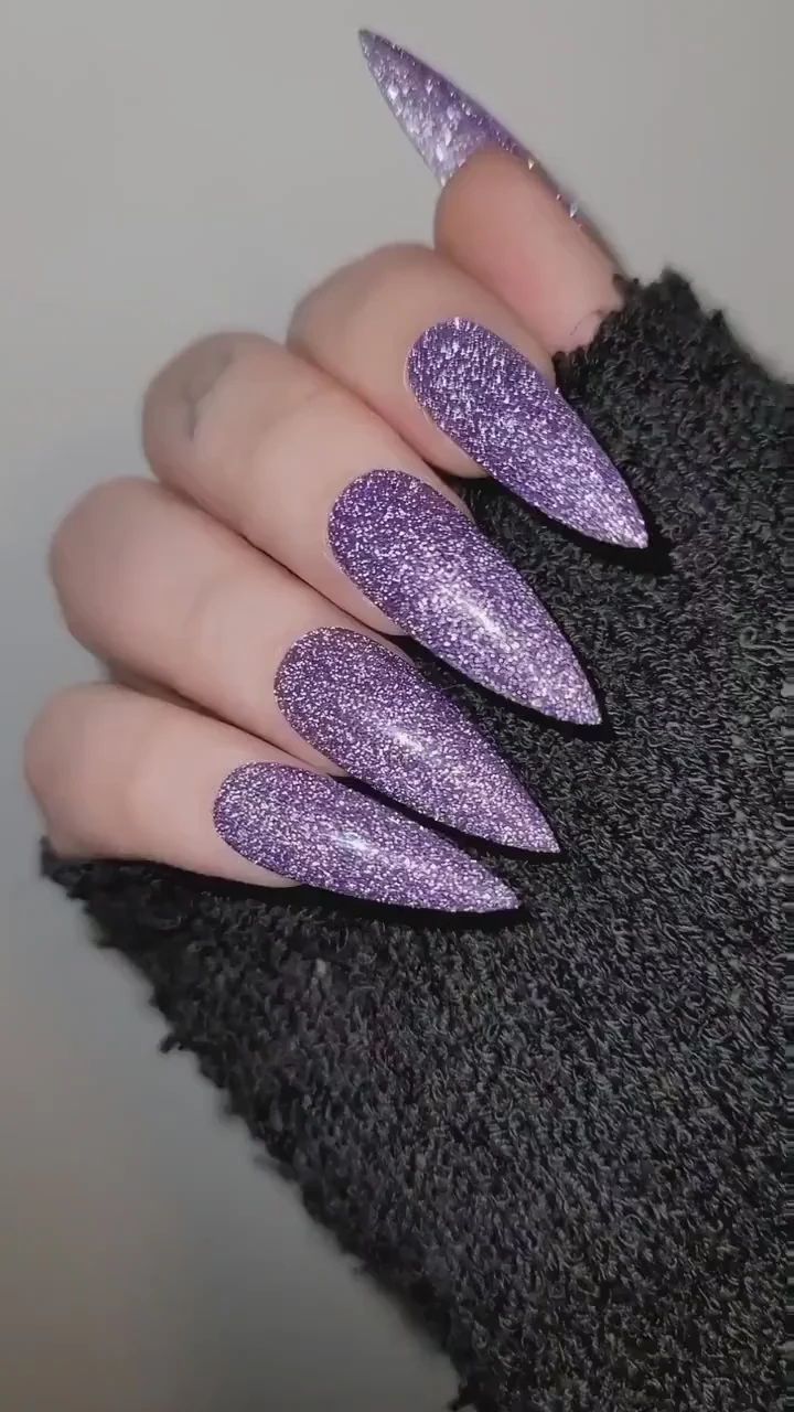 Holographic Lavender Glitter Stiletto Holographic Lavender Glitter Stiletto — Lavender Stiletto Nails 2027