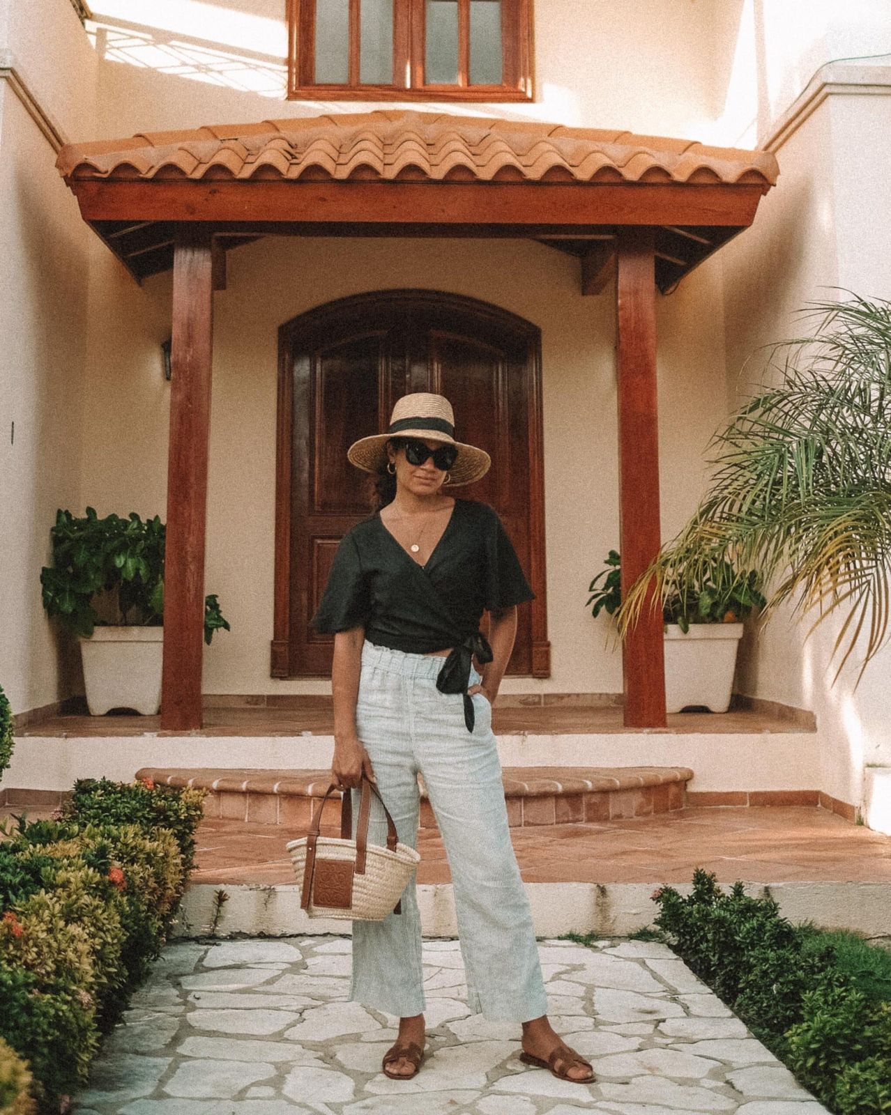 Resort Casual Outfit Idea Resort Casual Outfit Idea — Summer Blouse Outfits 2027