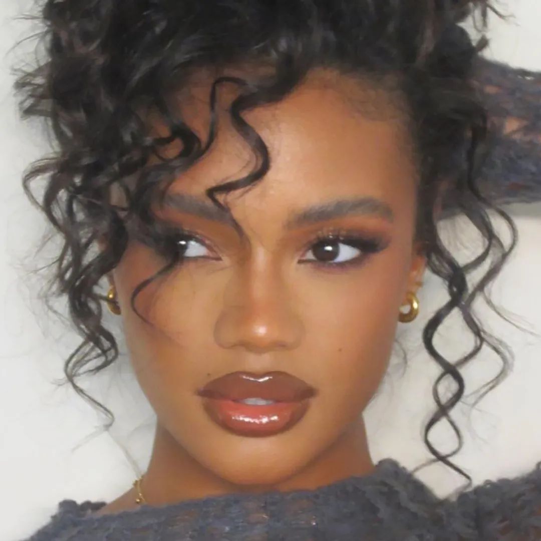 Dark Brown With Blonde Highlights Visual Idea — Loose Curly Hairstyles 2027