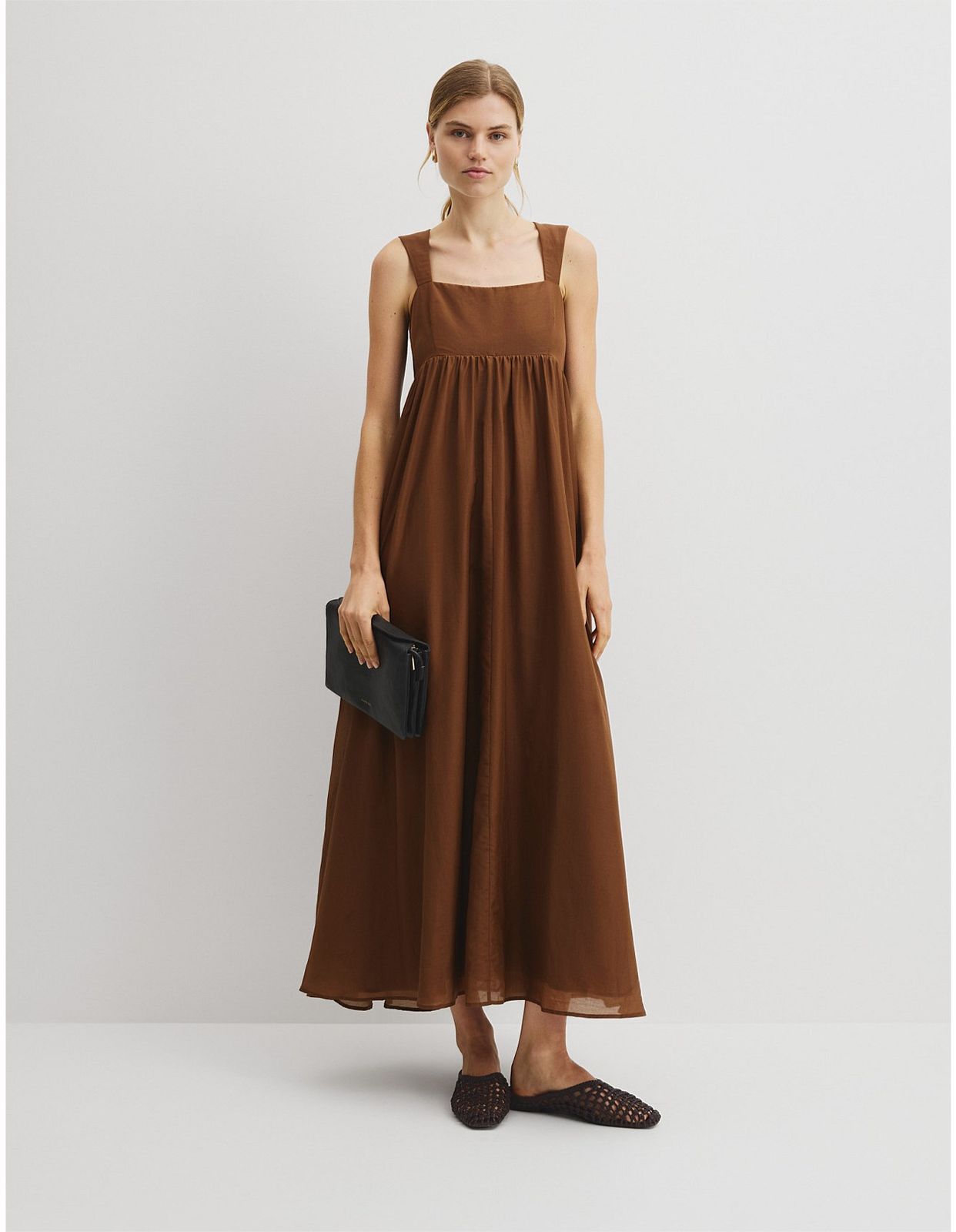Brown Sleeveless Maxi Dress with Square Neckline Brown Sleeveless Maxi Dress with Square Neckline — Country Wedding Guest Dress 2027