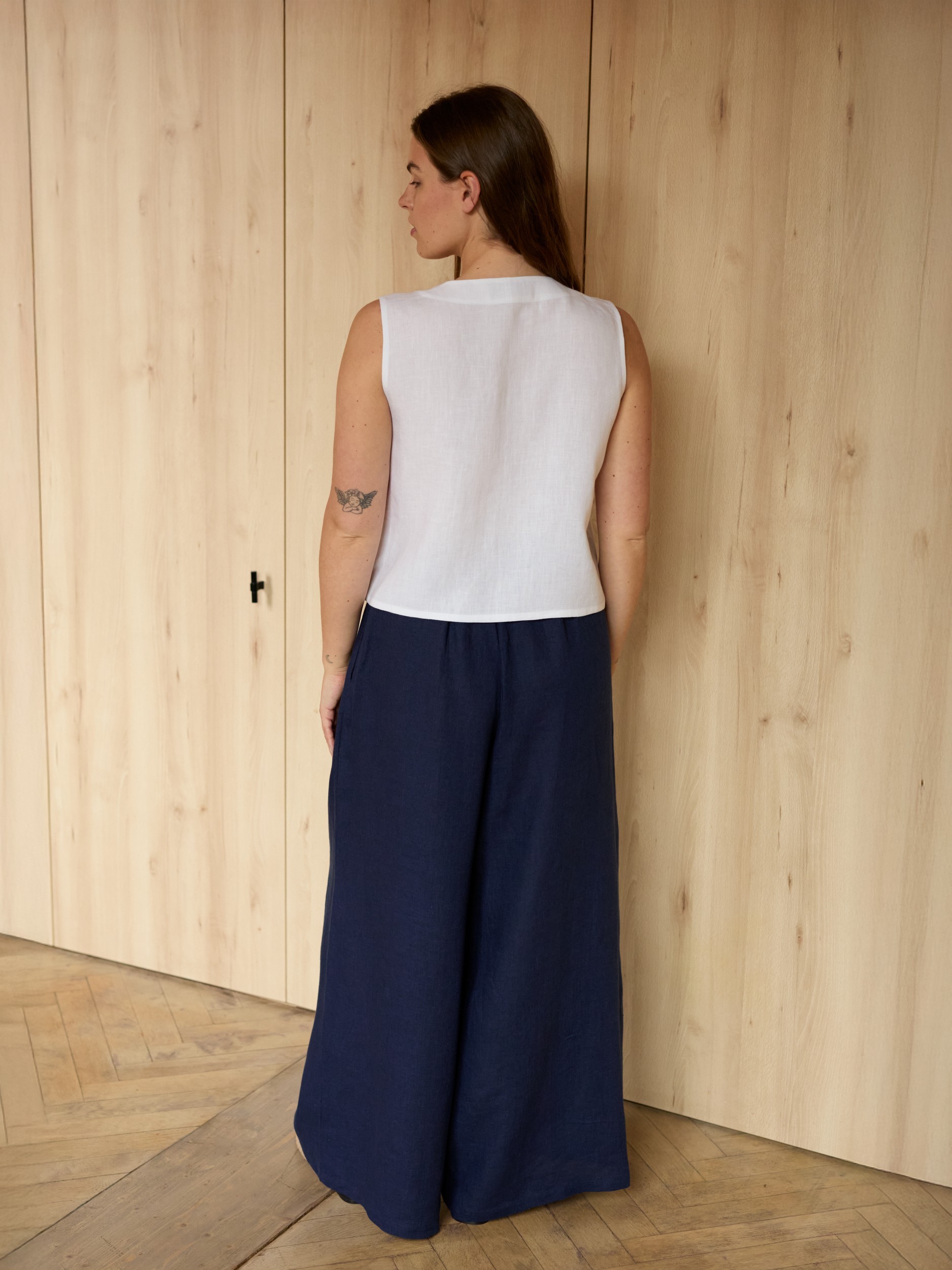 Not Visible Outfit Idea — Navy Blue Linen Pants Outfits 2027