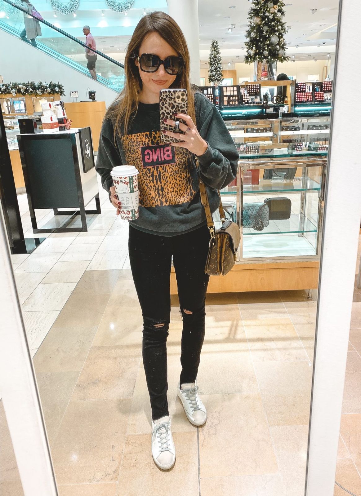 Graphic Sweatshirt and Distressed Jeans for Urban Cool Graphic Sweatshirt and Distressed Jeans for Urban Cool — Golden Goose Outfits 2027