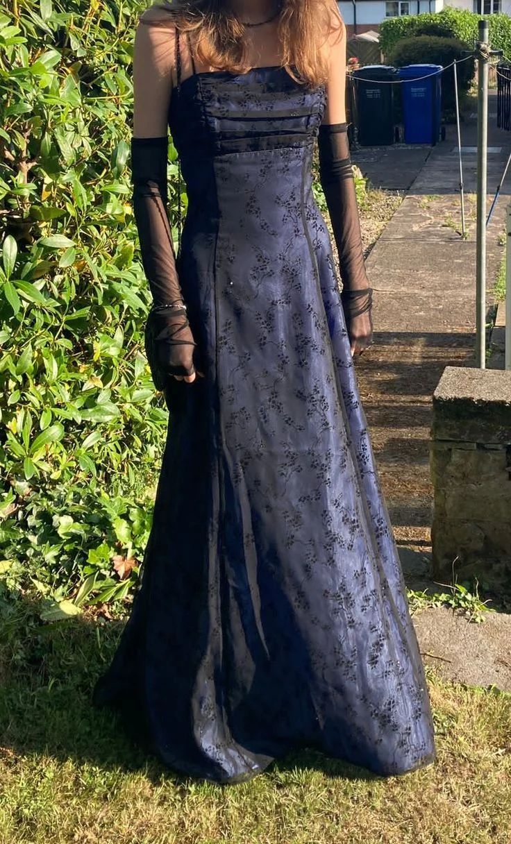 Navy Fit and Flare Prom Dress with Sheer Elbow-Length Gloves Navy Fit and Flare Prom Dress with Sheer Elbow-Length Gloves — Prom Dress 2027 with Gloves