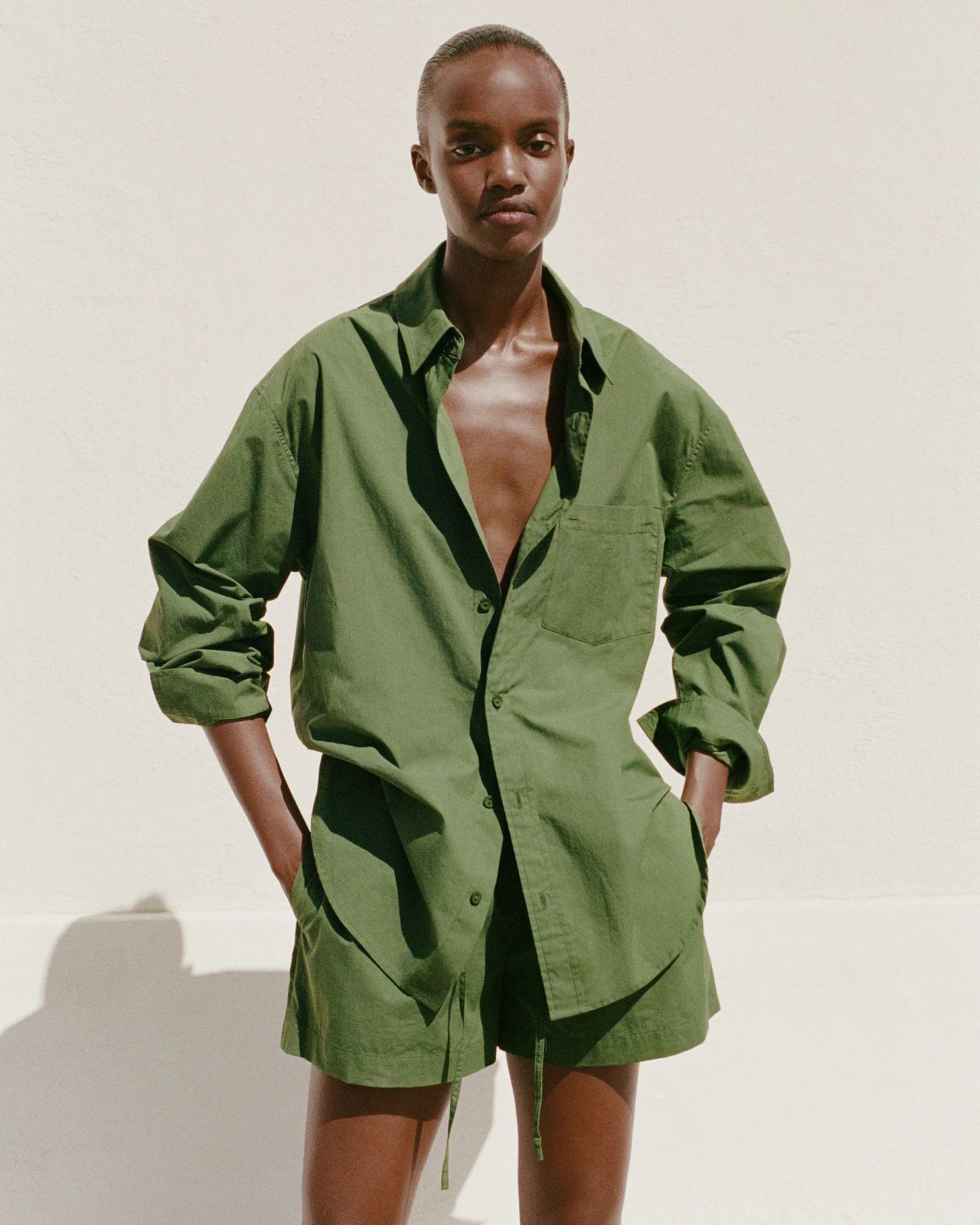 Khaki Linen Oversized Shirt and Tailored Shorts for Smart Casual Summer Khaki Linen Oversized Shirt and Tailored Shorts for Smart Casual Summer — Summer Two Piece Set Outfits 2027