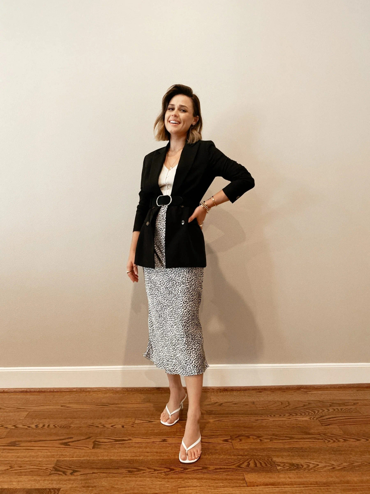 Oversized Blazer over Tank and Midi Skirt Oversized Blazer over Tank and Midi Skirt — Outfits 2027 for Mom Bod