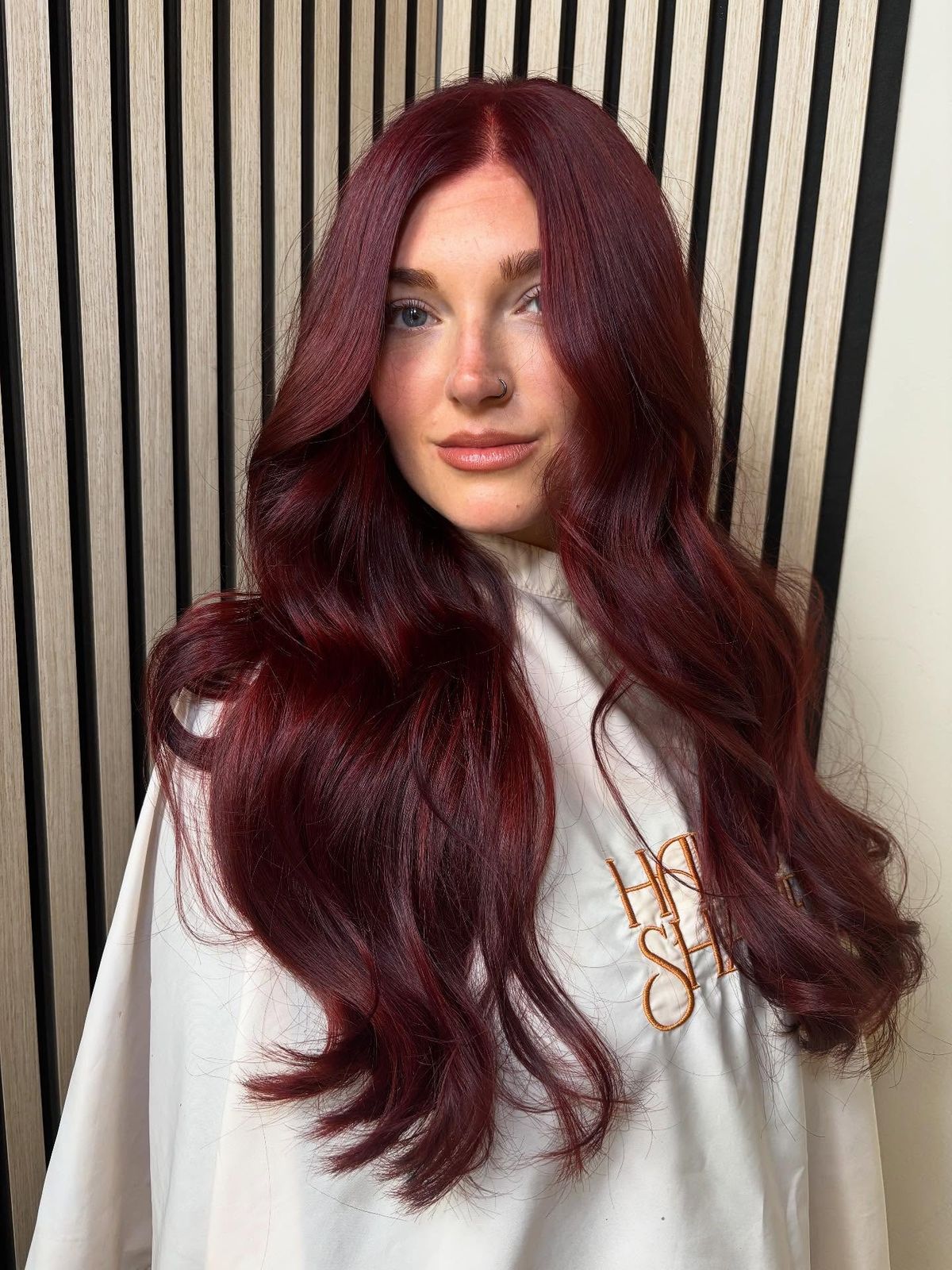 Mid-Back Visual Idea Mid-Back Visual Idea — True Winter Hair Color 2027