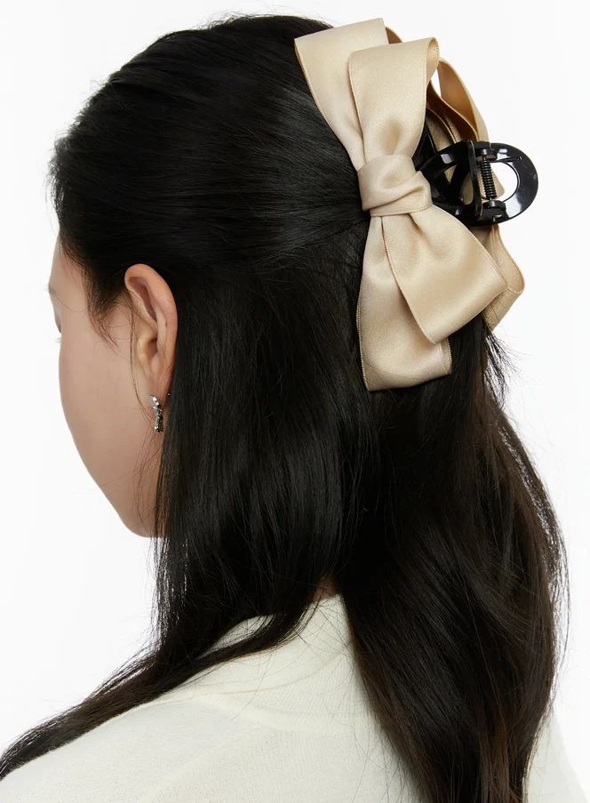 Layers Visual Idea — Big Bow Hairstyles 2027