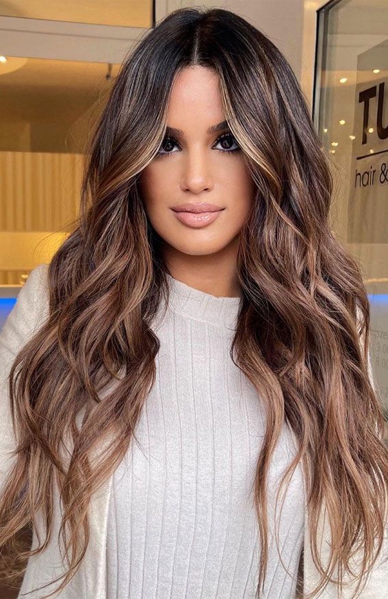 Mid-Back Visual Idea Mid-Back Visual Idea — Hair Color 2027 for Square Face