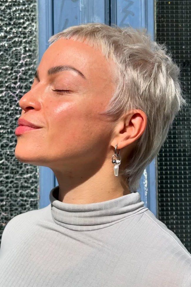 Glossy Silver Pixie With Textured Finish Glossy Silver Pixie With Textured Finish — Silver Pixie 2027