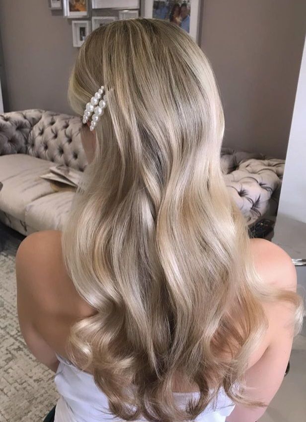 Loose Waves Visual Idea Loose Waves Visual Idea — Loose Wedding Hairstyles 2027