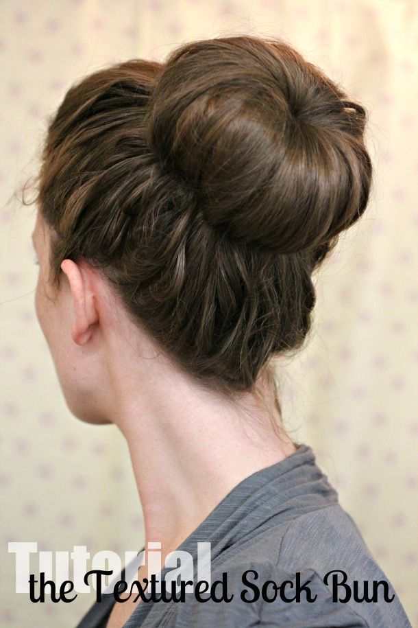 Visual Idea — The Hair Has A Wavy Texture Visual Idea — The Hair Has A Wavy Texture — Sock Bun 2027