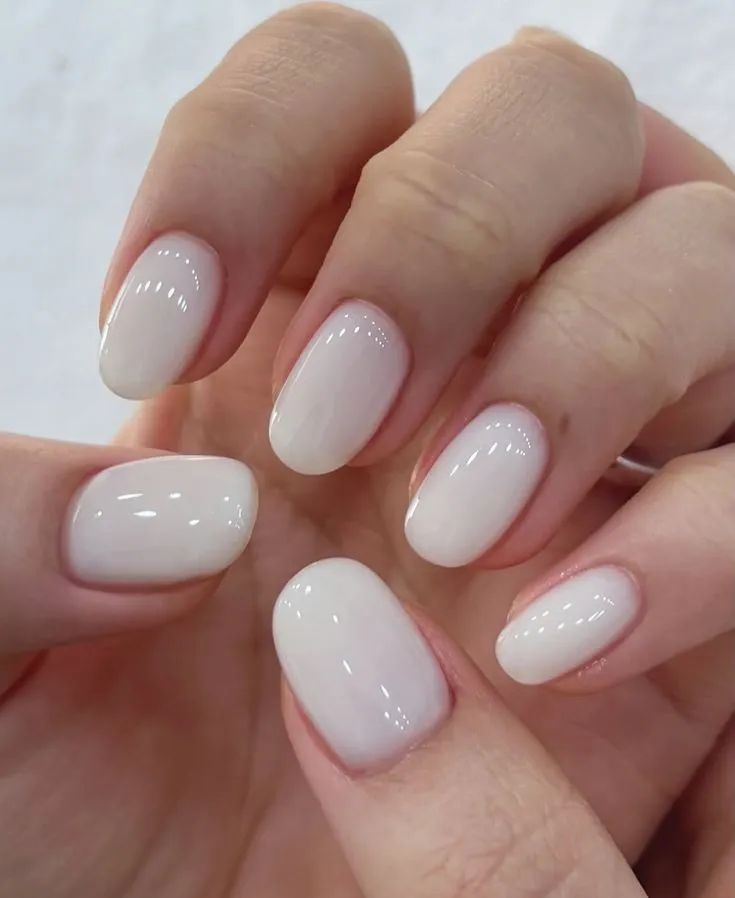 Visual Idea Visual Idea — Off White Nails 2027