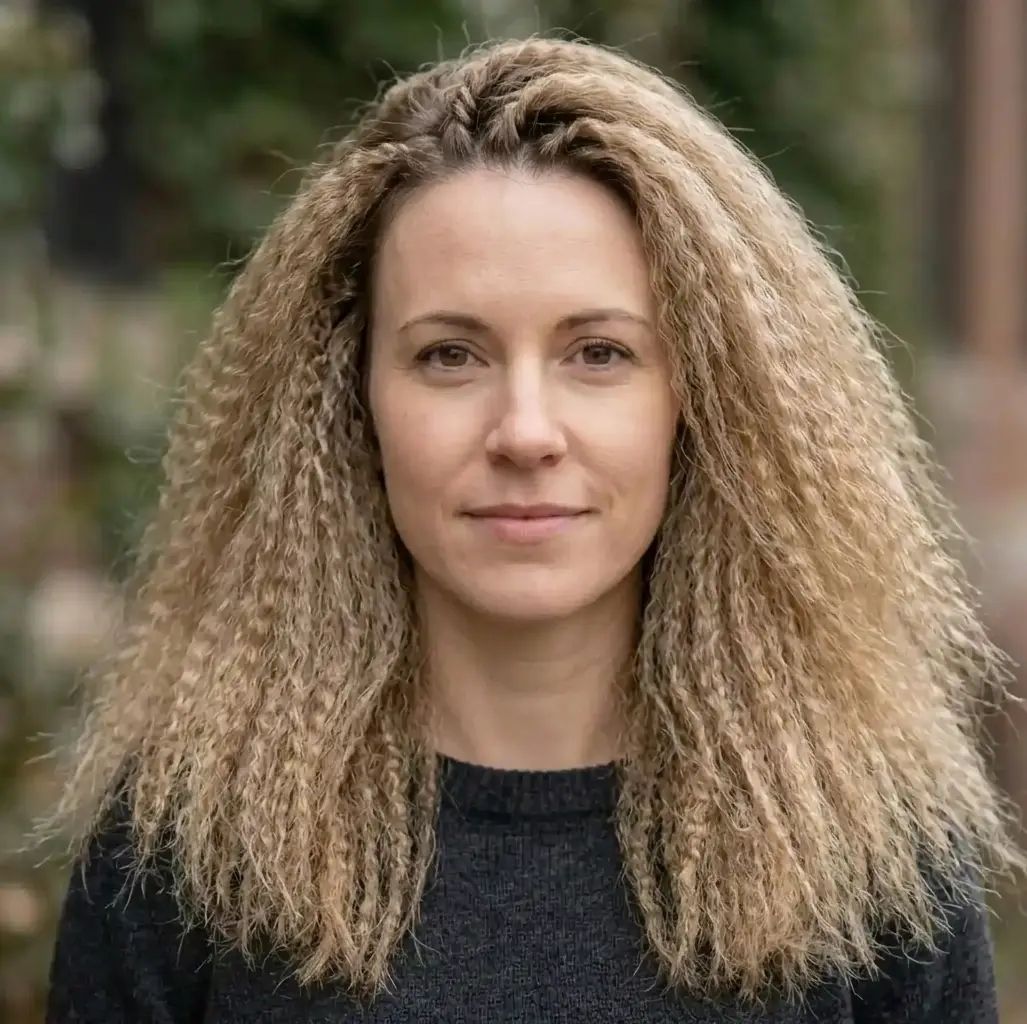 Voluminous Ash Blonde With Dense Crimps — Crimped Hairstyles 2027