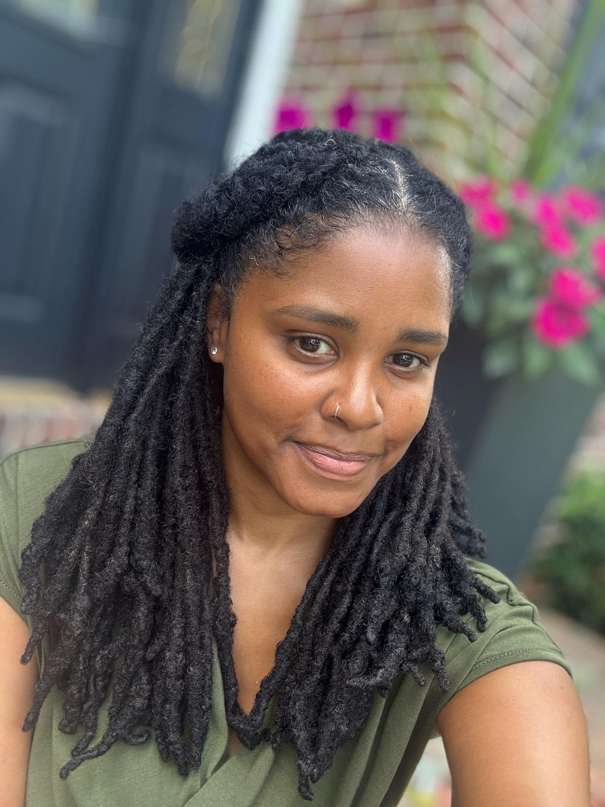 Half-Up Half-Down Collarbone Locs Half-Up Half-Down Collarbone Locs — Retwist Locs 2027