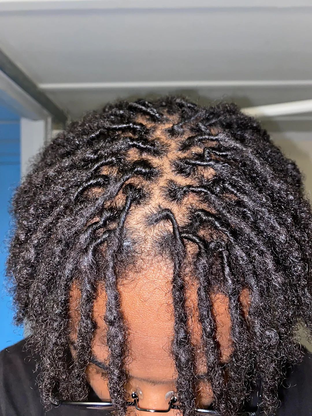 Thick Coily Locs to Chin Thick Coily Locs to Chin — Retwist Locs 2027