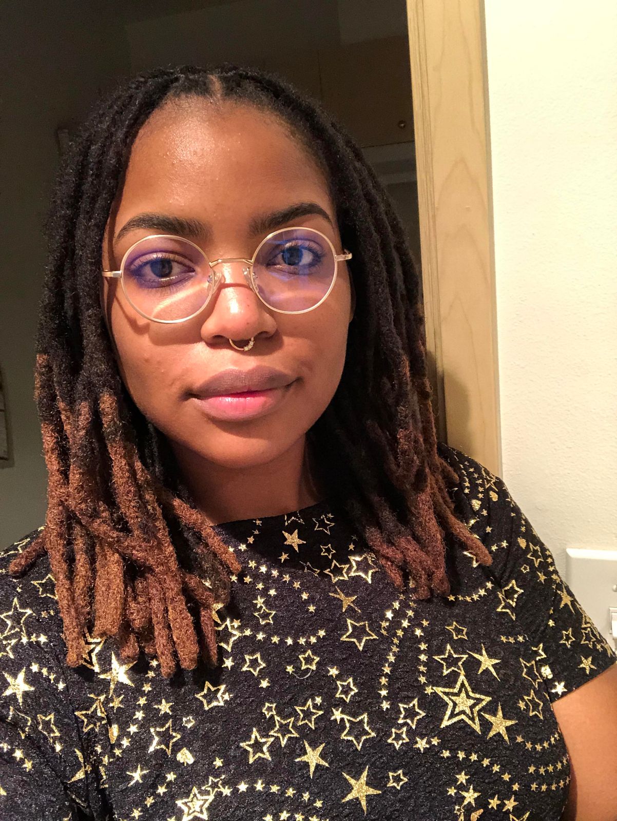 Collarbone Locs With Brown Highlights Collarbone Locs With Brown Highlights — Microlocs Locs 2027