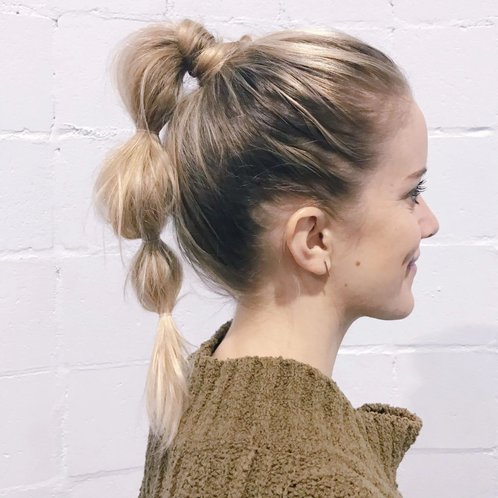 Bubble Ponytail Effect — Ponytail Hairstyles 2027 for Thin Hair