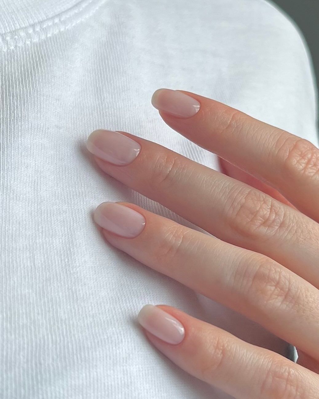 Short Oval Sheer Nude Pink Gloss Short Oval Sheer Nude Pink Gloss — Light Pink Wedding Nails 2027