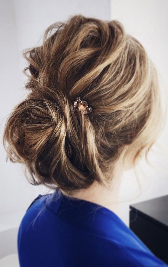 Decorative Hair Clip Visual Idea Decorative Hair Clip Visual Idea — Messy Low Bun 2027
