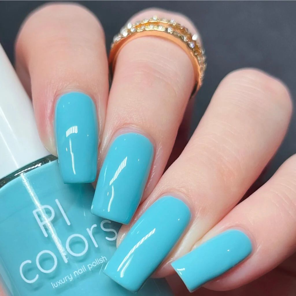 Vibrant Bright Aqua Teal Short Square Nails — Teal Nails 2027