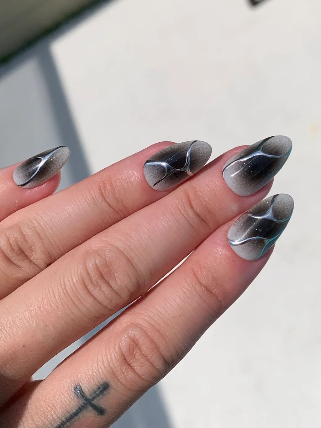 Visual Idea — Medium Oval Nails Have A Glossy Finish Visual Idea — Medium Oval Nails Have A Glossy Finish — Airbrush Nails 2027