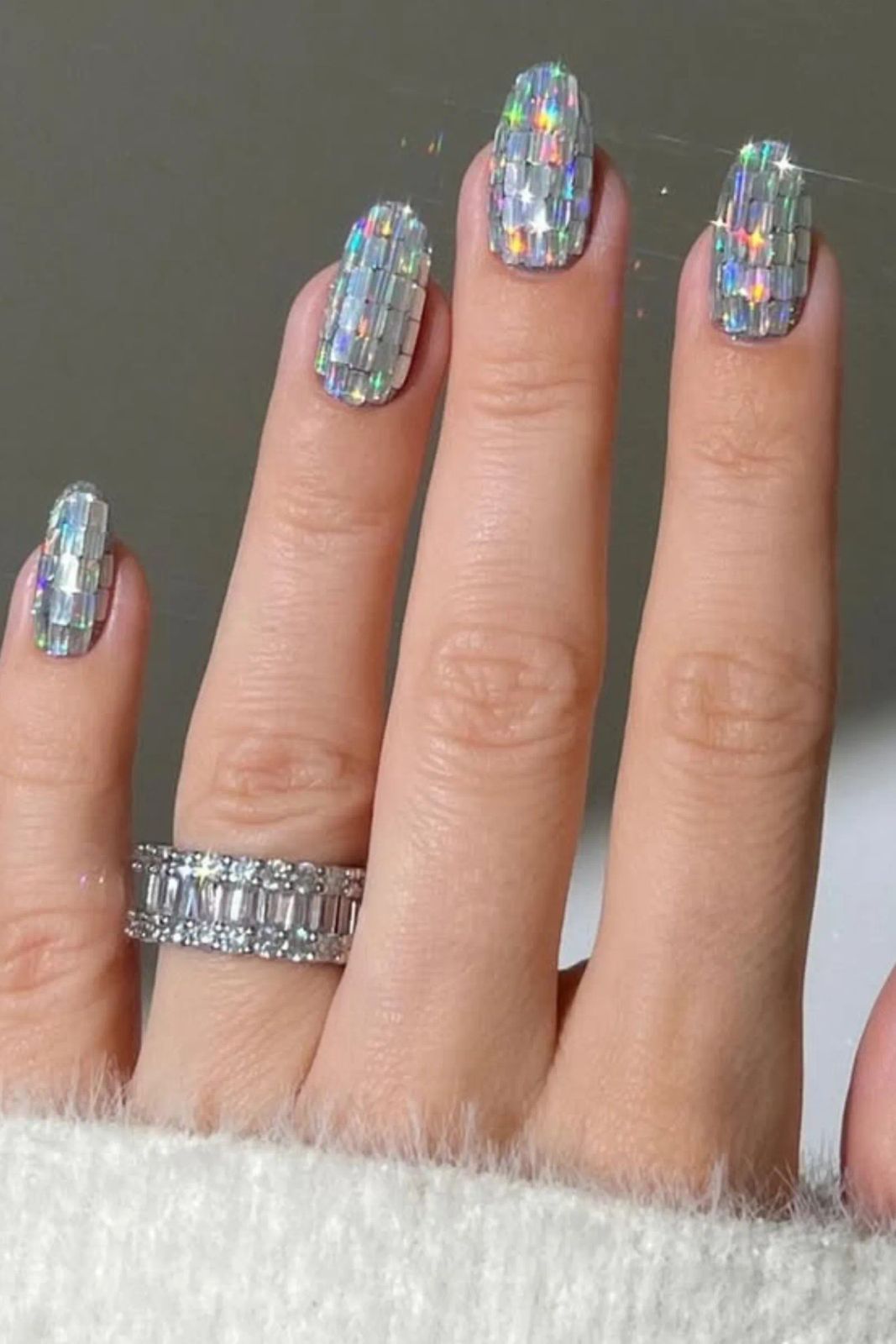 Shimmering Mosaic Visual Idea Shimmering Mosaic Visual Idea — Silver New Years Nails 2027