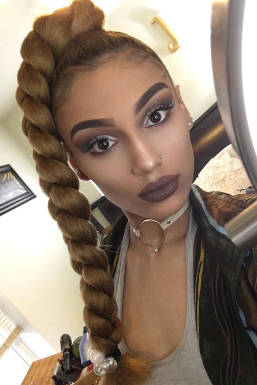 Honey Blonde Visual Idea Honey Blonde Visual Idea — Box Braids 2027 for Prom