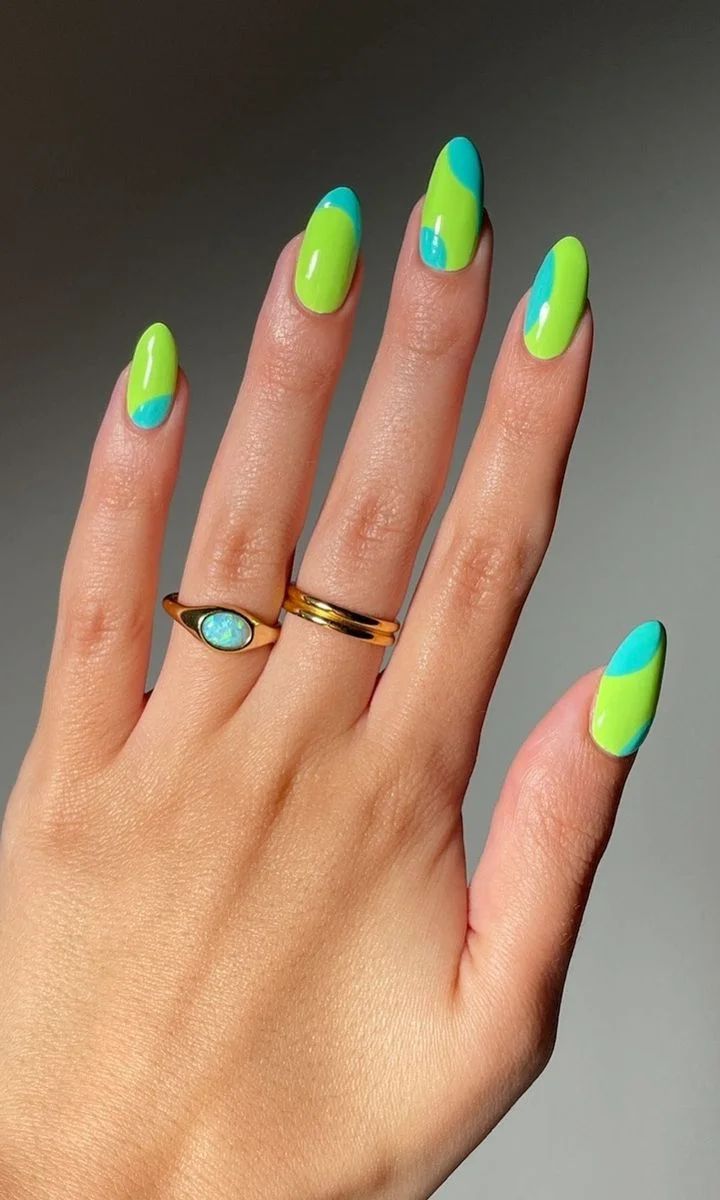 Visual Idea — Everyday Version Miami Nails 2027