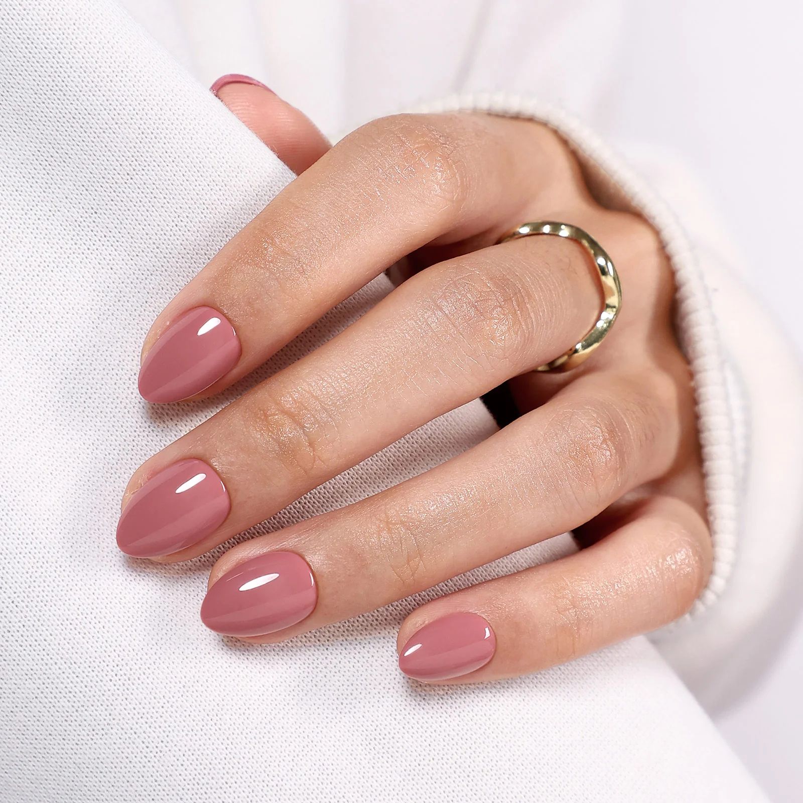 Visual Idea — With Clean Cuticle Lines Mauve Nails 2027