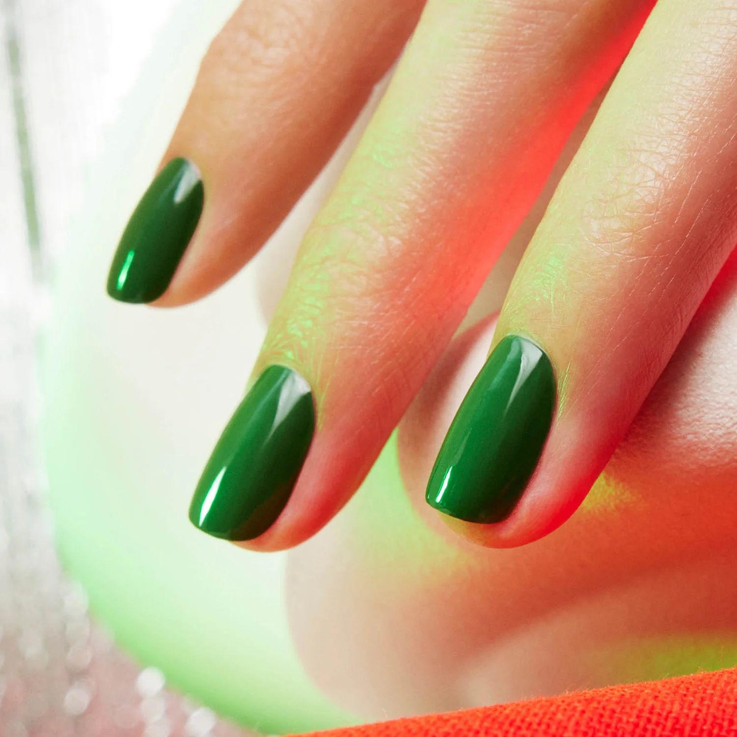 Visual Idea — The Nails Are Well-Lit Visual Idea — The Nails Are Well-Lit — Emerald Prom Nails 2027