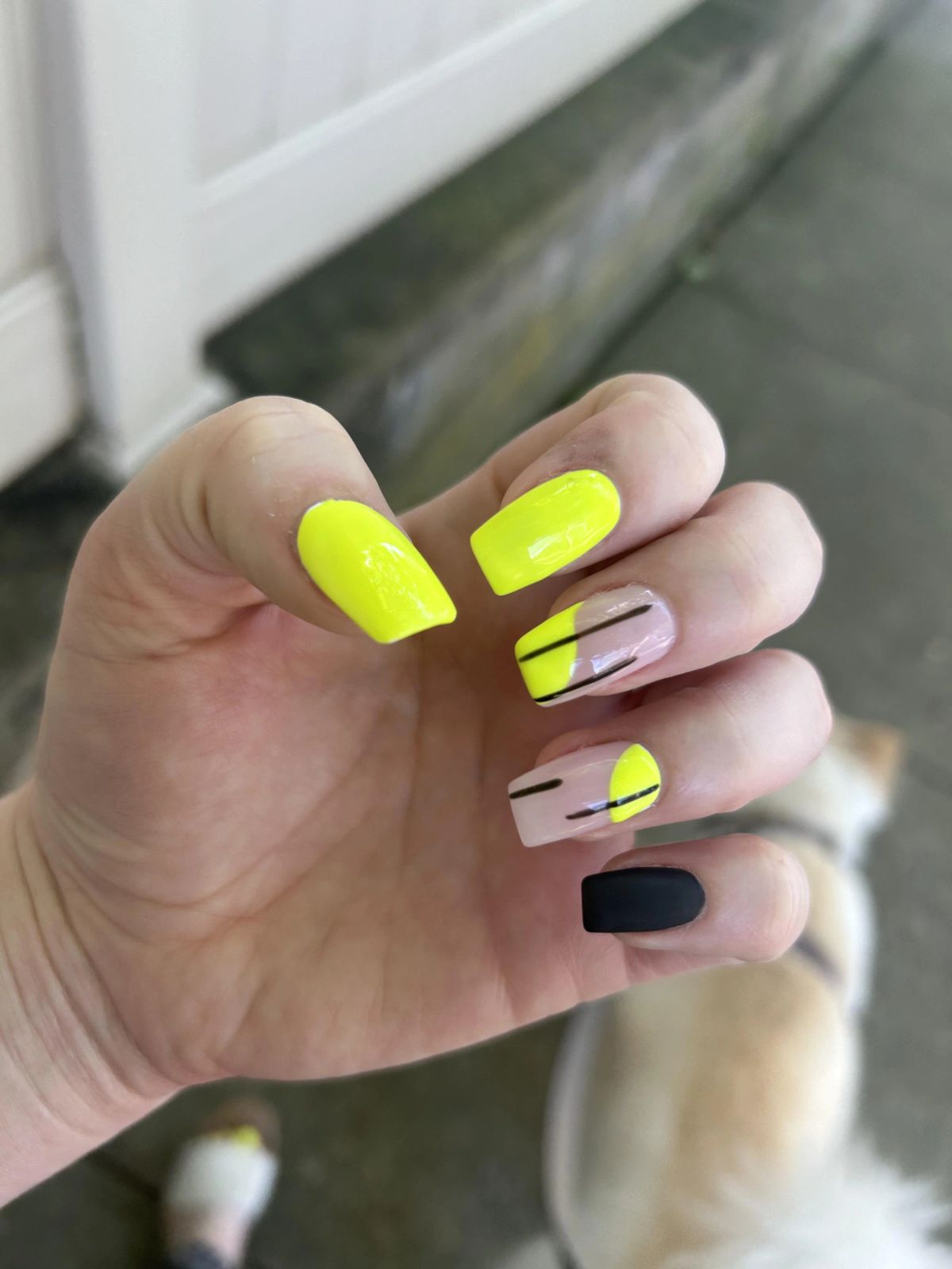 Visual Idea Visual Idea — Neon Matte Nails 2027