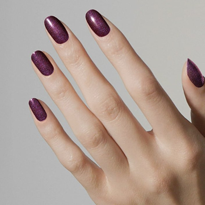 Shimmering Deep Plum Glossy Nails Shimmering Deep Plum Glossy Nails — Winter Gel Nail Colors 2027