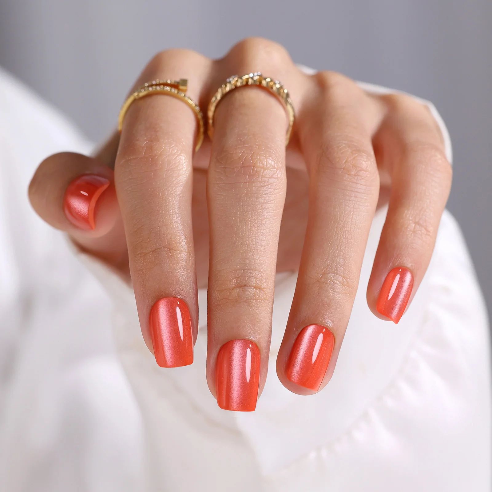 Visual Idea Visual Idea — Short Coral Nails 2027